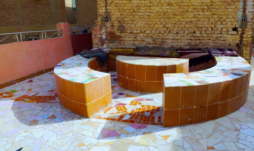 Pyramids Loft Homestay Kafret el-Gabal Rom bilde