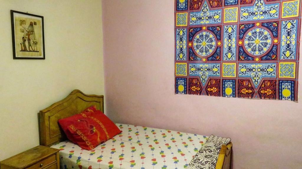 Pyramids Loft Homestay Kafret el-Gabal Eksteriør bilde