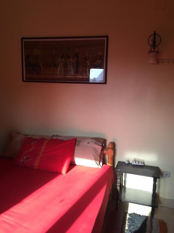 Pyramids Loft Homestay Kafret el-Gabal Eksteriør bilde